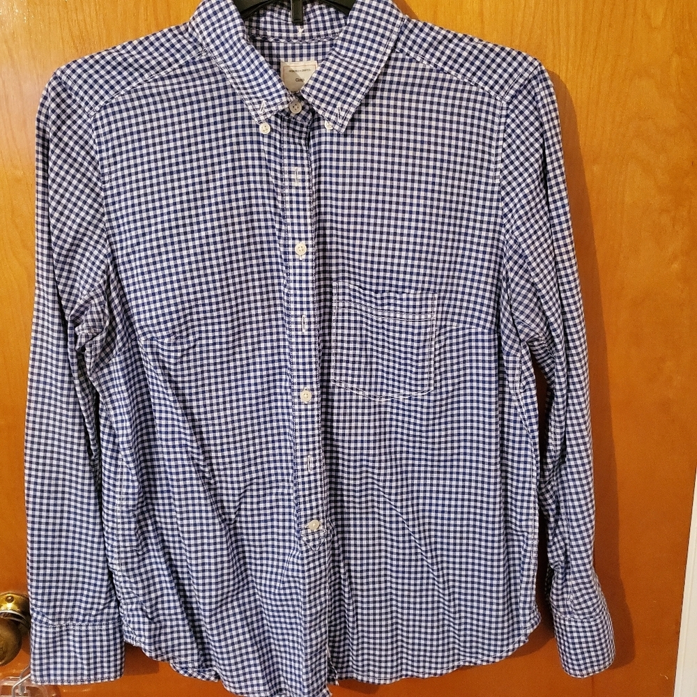 Sz S Blue and White Gingham Gap Button Up